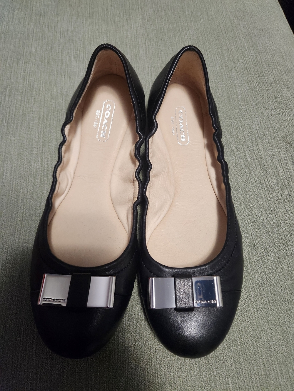 Coach Black Leather Bow Ballet Flats - Picture 2 of 3